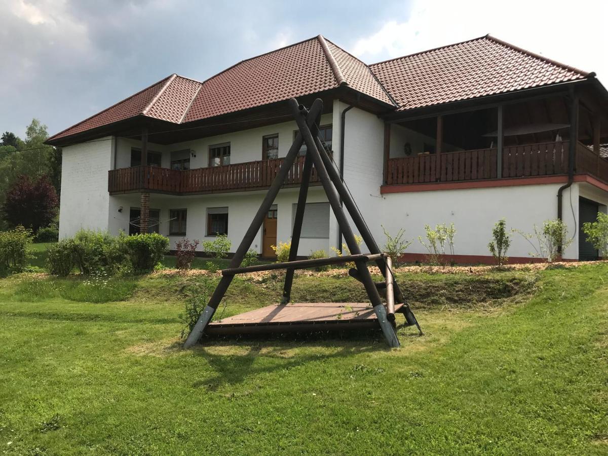 B&B Neuses Am Brand Sonnefeld Dış mekan fotoğraf